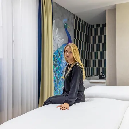 Dem Premium - Round Trip Airport Service - Istanbul International Airport Otel