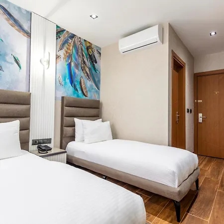 Dem Premium - Round Trip Airport Service - Istanbul International Airport 4* Arnavutkoy