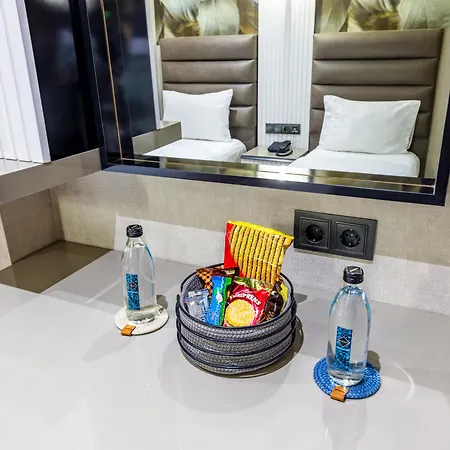 Dem Premium - Round Trip Airport Service - Istanbul International Airport 4* Arnavutkoy