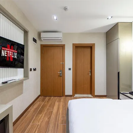 Hotel Dem Premium - Round Trip Airport Service - Istanbul International Airport 4*