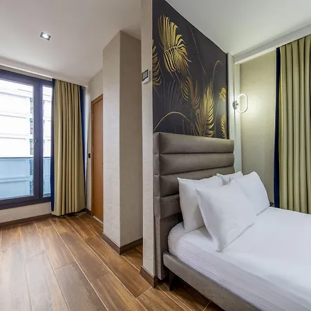 Dem Premium - Round Trip Airport Service - Istanbul International Airport 4*